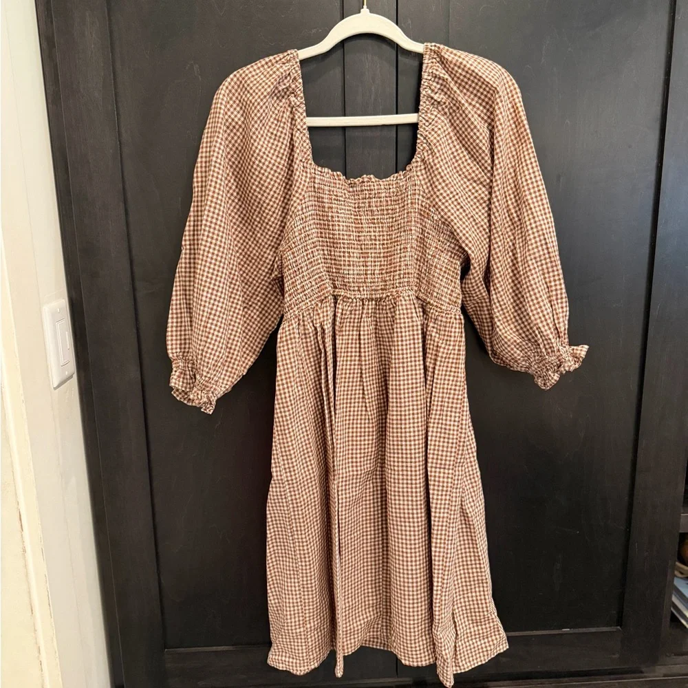 Rylee + Cru Brown Checkered Puff Sleeve Dress - Picture 3 of 3